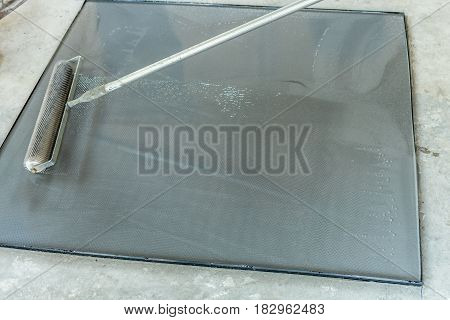Adjust and smoothing process of mixed mortar terrazzo floor