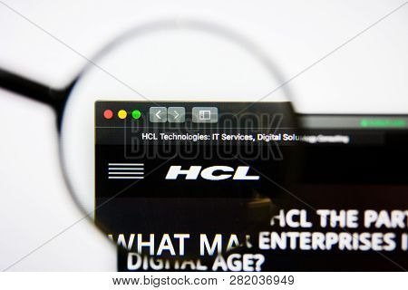 Los Angeles, California, Usa - 25 January 2019: Hcl Technologies Website Homepage. Hcl Technologies 