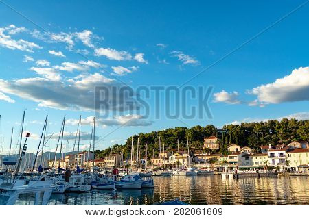 August 13, 2018, Small Fishermans And Yacht Haven, Marina In Saint-mandrier-sur-mer, Provence, Franc