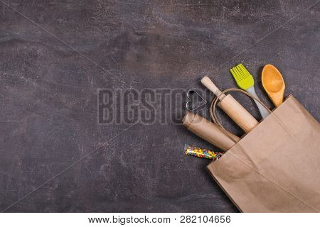Bakery Tools In Recycled Paper Craft Bag. Cake Baking Set, Bakery Tools, Bakeware Sets. Various Kitc