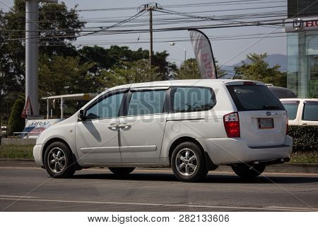 Private Mpv Car, Kia Grand Carnival.