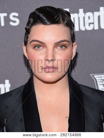 LOS ANGELES - JAN 26:  Carmen Bicondova arrives to Entertainment Weekly honors Nominees for the Screen Actors Guild Awards  on January 26, 2019 in Hollywood, CA                