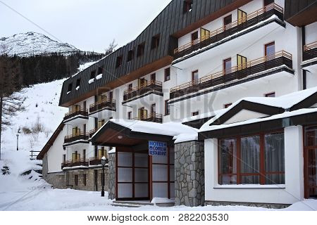 Hrebienok, Slovakia - January 07, 2015:  One Of The Hotels In Hrebienok Village. Hrebienok Is A Popu
