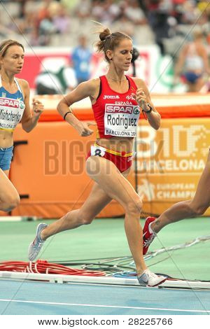 Barcellona, Spagna - 30 luglio: Natalia Rodriguez di Spagna compete sulle donne 1500m durante il 20 ° E