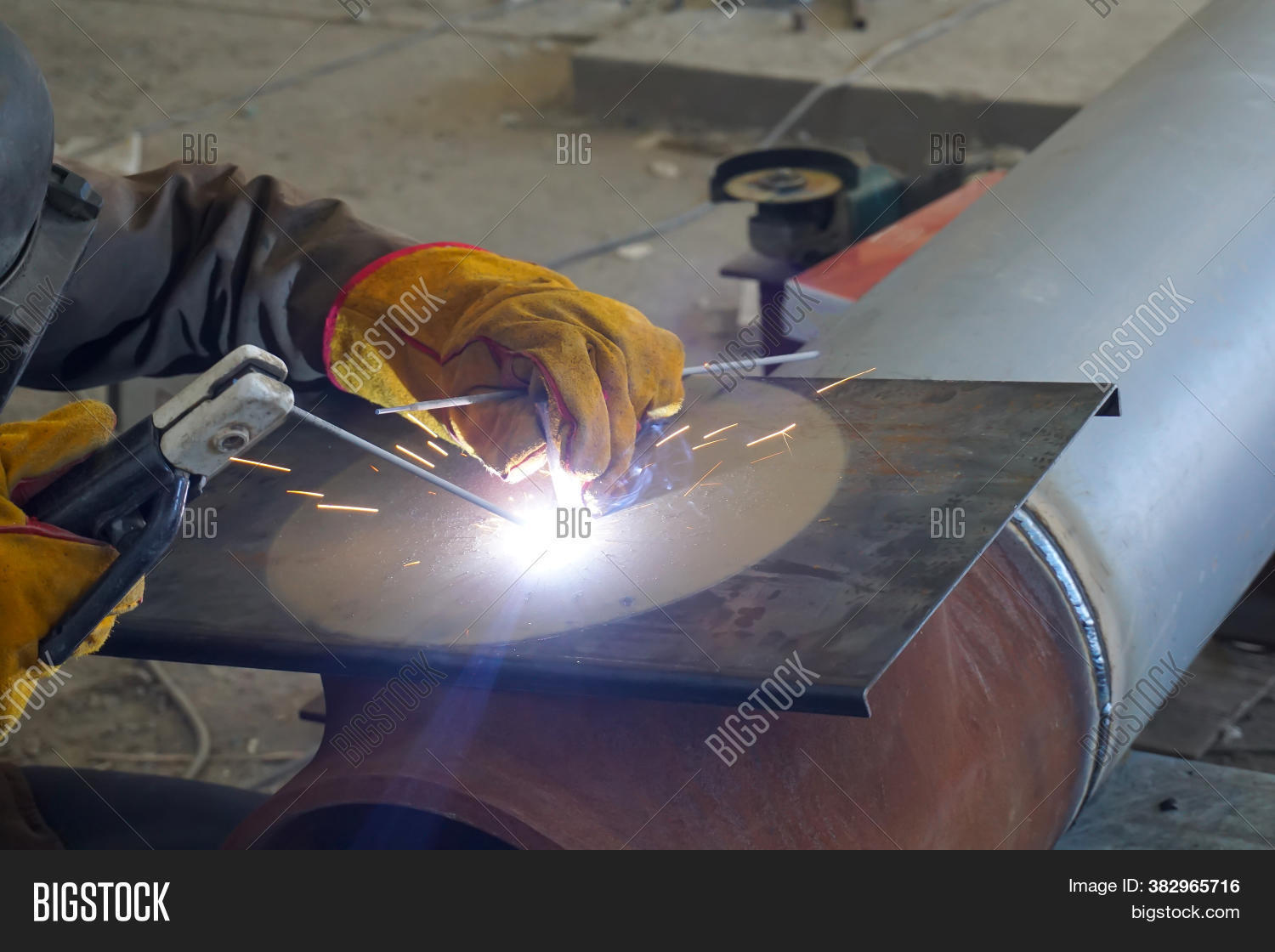 Manual Arc Welding Image & Photo (Free Trial) Bigstock
