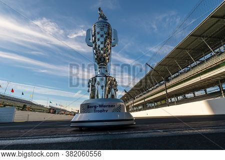 August 21, 2020 - Indianapolis, Indiana, USA: The Borg Warner Trophy goes on display before the final practice for the Indianapolis 500 at Indianapolis Motor Speedway in Indianapolis Indiana.