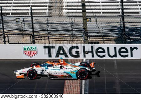 August 21, 2020 - Indianapolis, Indiana, USA: JAMES HINCHCLIFFE (29) of Toronto, Canada  practices for the Indianapolis 500 at the Indianapolis Motor Speedway in Indianapolis, Indiana.