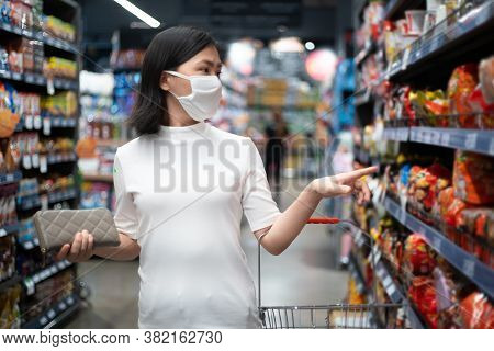 Asian Woman Wearing Protective Face Mask Prevention Virus And Pollution, Shopping Buying Foods At Su