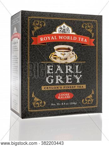 Winneconne,  Wi - 24 July 2020:  A Package Of Royal World Tea Earl Grey Loose Kalami On An Isolated 