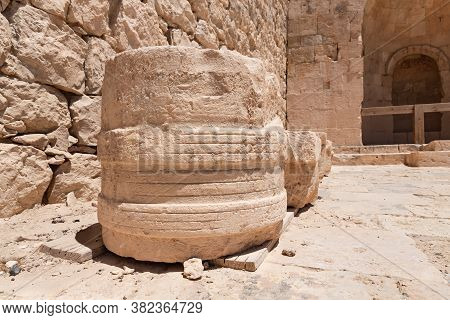 Shivta - A National Park In Southern Israel, Includes The Ruins Of An Ancient Nabatean City In The N