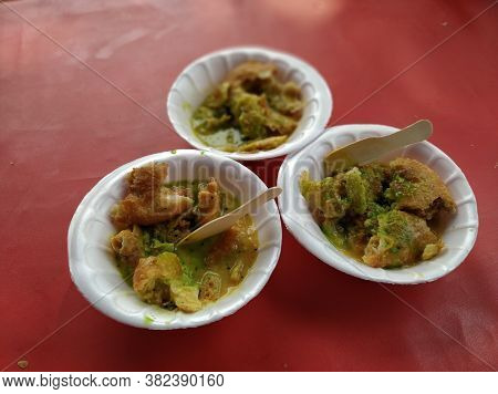 Dal Kachori- Spicy And Tangy Street Food Of Jaipur, Rajasthan.