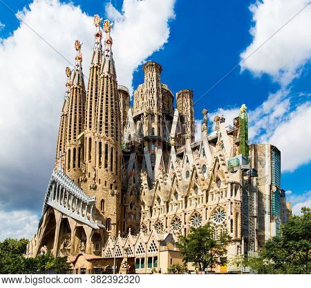 Barcelona, Spain, September 20, 2019. The Sagrada Familia, Is A Huge Roman Catholic Basilica In Barc