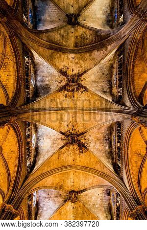 Barcelona, Catalonia, Europe, Spain, September 22, 2019. Awesome Interior Of The Cathedral Of The Ho