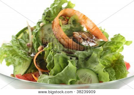 Insalata fredda di pomodoro e cetriolo
