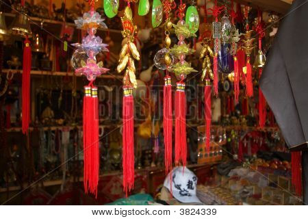 Cina archivio in un mercato delle pulci