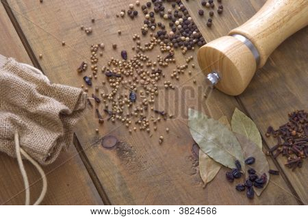 Baharat ahşap tablo