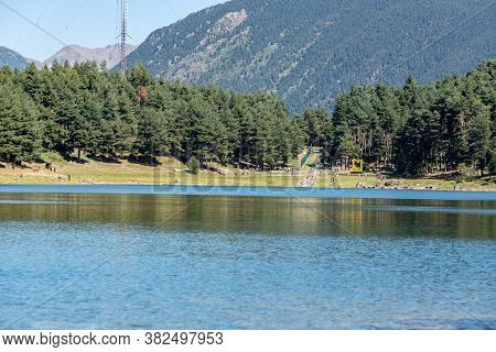 Escaldes Engodany, Andorra : 20 August 2020 : Cars Parked In The Engolasters Lake Parking In Escalde