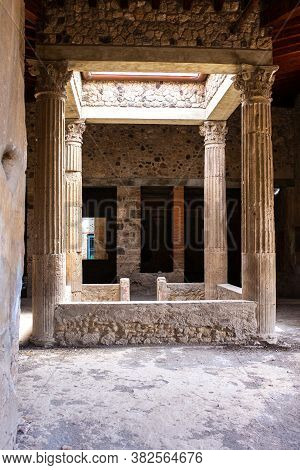 Ruins Of An Ancient Roman House In Pompeii Destroyed By The Eruption Of Vesuvius In 79 Bc, Italy