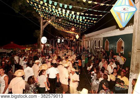 Porto Seguro, Bahia / Brazil - June 23, 2010: People Are Seen Dancing Forro And Hillbilly Dresses Du