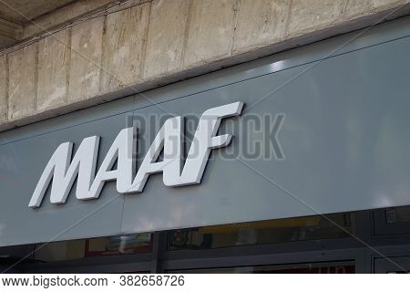 Bordeaux , Aquitaine / France - 08 20 2020 : Maaf Logo And Text Sign On Office Store Insurance Shop 