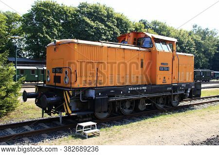 Putbus, Deutschland, Germany\n10.08.2020\nshunting Locomotive In Putbus Station On The Island Of Rüg