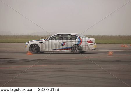 Bmw Advertising, Moscow, 1.11.2018: Demonstration Of The Car Model, Cars On The Test Track, Tracks O