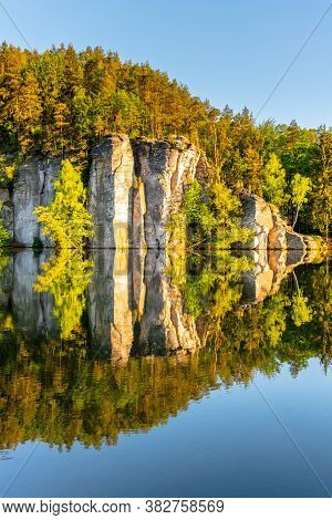Sandstone Rock Towers Reflected In Vezak Pond, Czech: Vezicky Rybnik, Bohemian Paradise, Czech: Cesk
