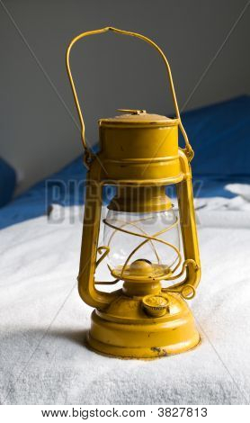 Gammal fotogenlampa