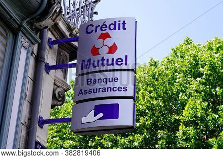 Bordeaux , Aquitaine / France - 08 25 2020 : Credit Mutuel Red Logo With Atm Sign Of Bank Office On 