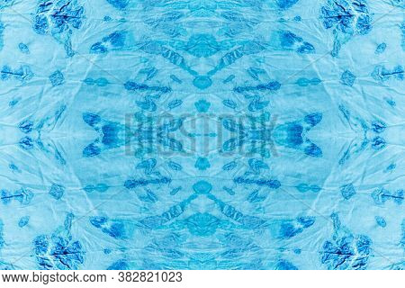 Kaleidoscope Tie Dye. Seamless Psychedelic Print. Blue Tie-dye Shirt. Aqua Seamless Shirt. Blue Wate