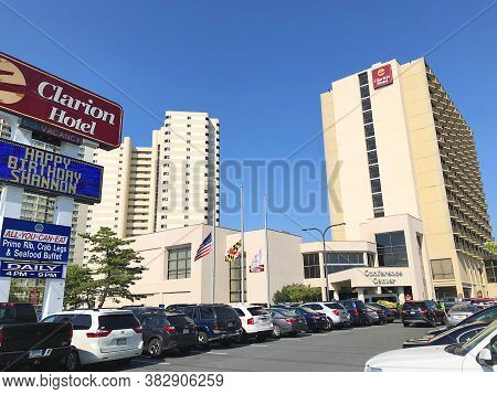 Ocean City, Md: Clarion Hotel Beachfront High-rise Building Located On 101st Street And Coastal High