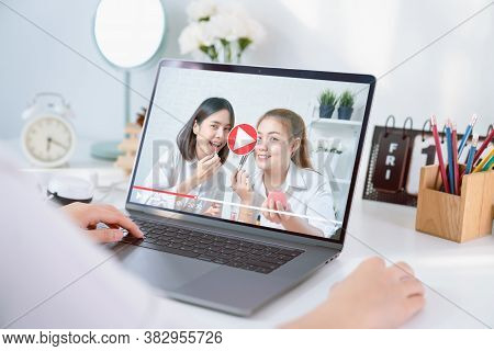 Young Asian Woman Beauty Vlogger Video Online Is Showing Make Up On Cosmetics Products And Live Vide