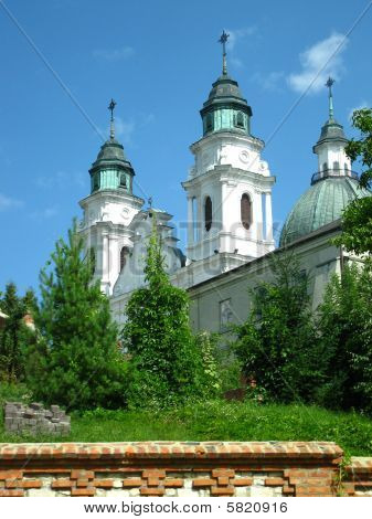 Bazilika Panny Marie v Chelm, Polsku a pohled na město