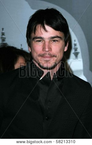 Josh Hartnett at the Giorgio Armani Prive Show to celebrate the Oscars. Green Acres, Los Angeles, CA. 02-24-07