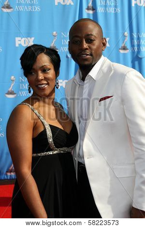 Omar Epps and wife Keisha at the 38th Annual NAACP Image Awards. Shrine Auditorium, Los Angeles, CA. 03-02-07