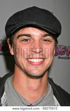 Darin Brooks at the Launch of Kwel Magazine. Gibson Baldwin Showroom, Beverly Hills, CA. 04-14-07
