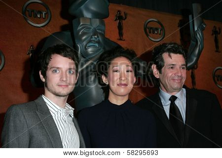 Elijah Wood with Sandra Oh and Alan Rosenberg at the press conference announcing the nominations for the 13th Annual Screen Actors Guild Awards. Pacific Design Center, West Hollywood, CA. 01-04-07