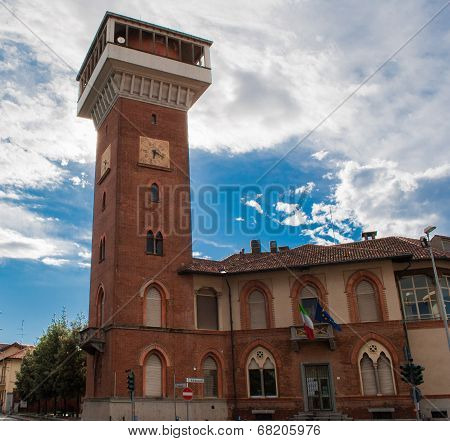 Institutional Offices
