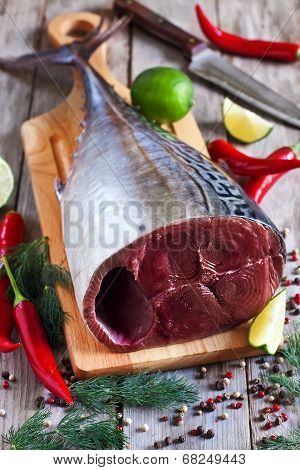 Raw Tuna With Spices