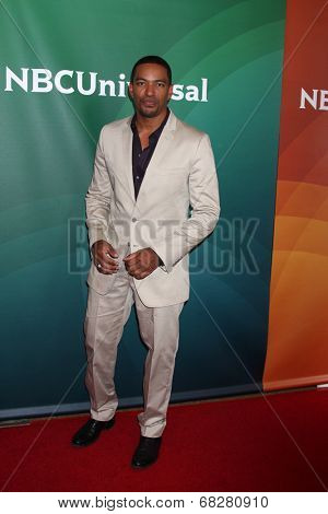 LOS ANGELES - JUL 13:  Laz Alonso at the NBCUniversal July 2014 TCA at Beverly Hilton on July 13, 2014 in Beverly Hills, CA