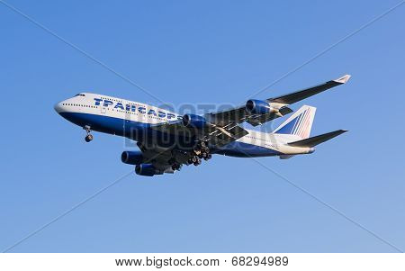 The Boeing-747 plane of Transaero airline comes in the land at the Sheremetyevo airport