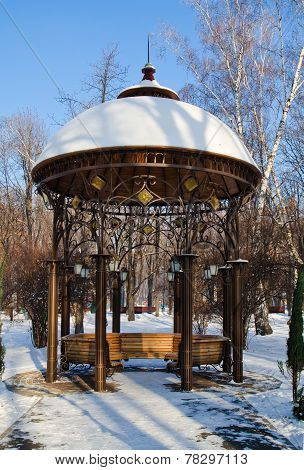 Beautiful Arbor In Winter Park