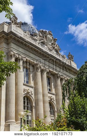 Palais De La Decouverte In Paris