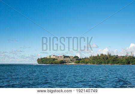 Afternoon from boat trip at Hanalei Bay with hotel in the background near Hanalei, Kauai, Hawaii