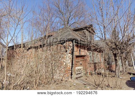 Nizhny Novgorod, Russia. - April 10.2017. Old Dilapidated Private House On Arzamas Street.
