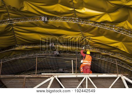 Mounting of insulation and steel framework on vault of tunnel on highway in Croatia