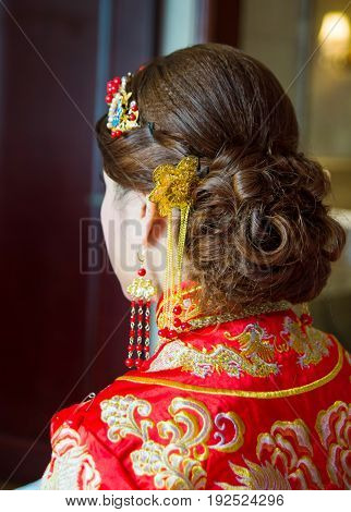 Chinese Bride Hair Style Close Up