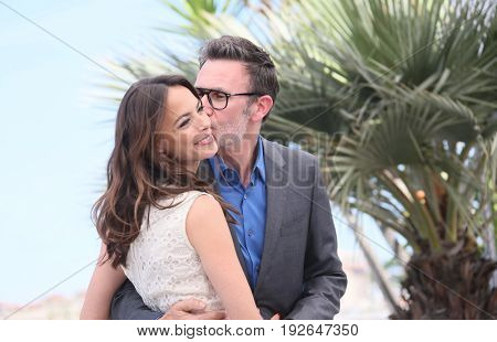 Berenice Bejo, Michel Hazanavicius attend the 'Redoutable (Le Redoutable)' photocall during the 70th annual Cannes Film Festival at Palais des Festivals on May 21, 2017 in Cannes, France. 