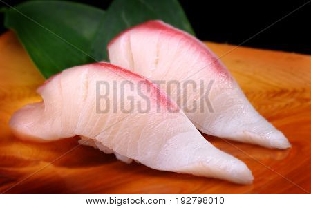 Hamachi Sushi