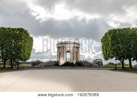 Parc Promenade du Peyrou with view on main basin Peyrou